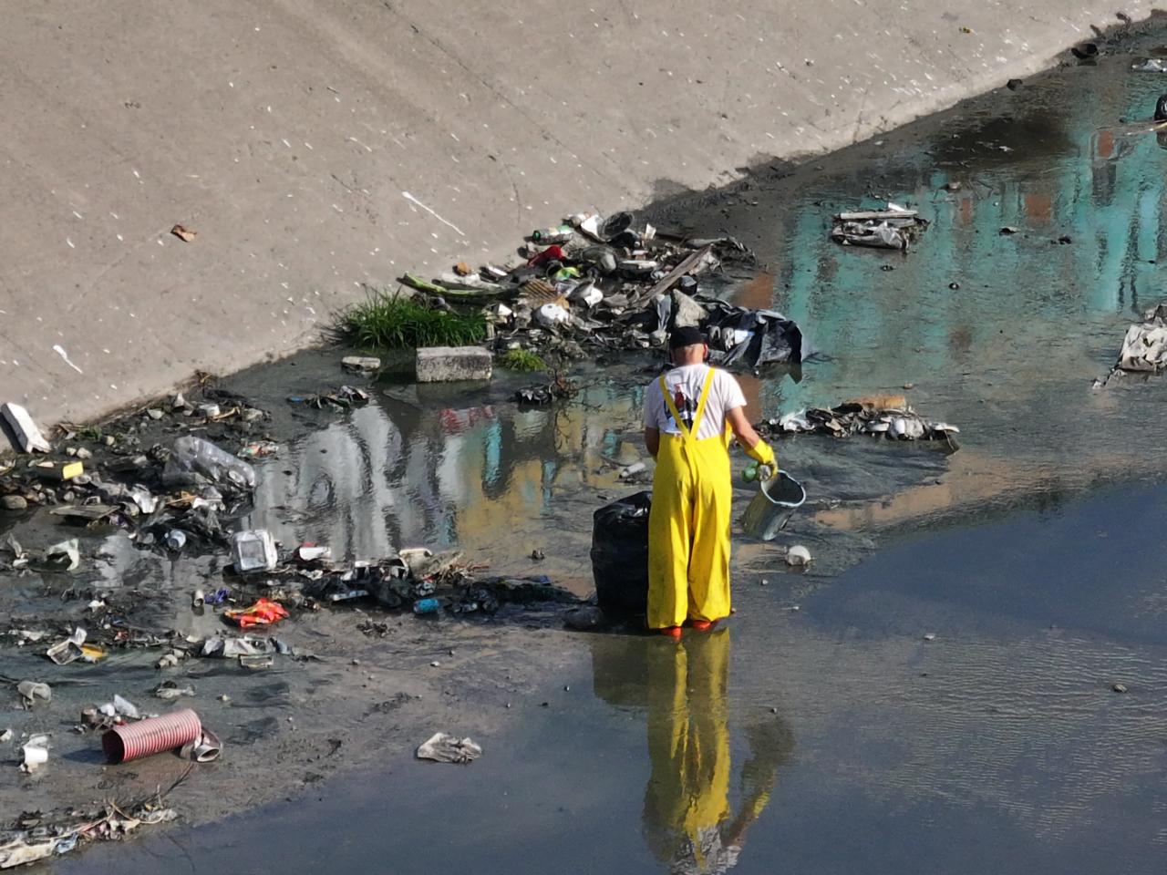 7a8efe68 4def 409b 9711 4aa7d50267d1